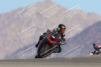 media/Oct-01-2023-SoCal Trackdays (Sun) [[4c570cc352]]/Turn 9 Set 1 (950am)/